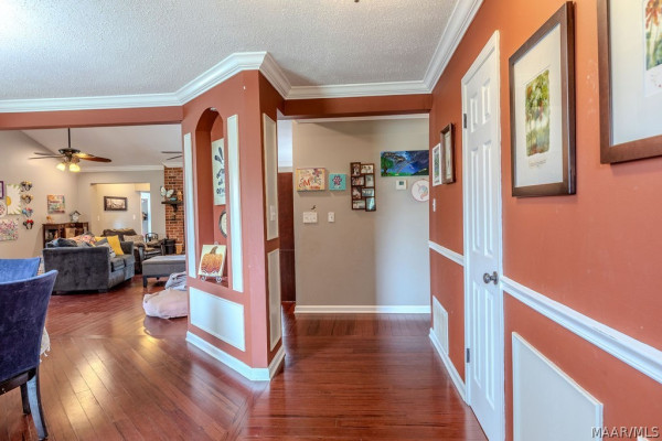 217 Ridgewood Road