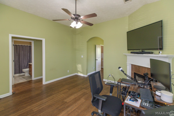 3913 Brookshire Way