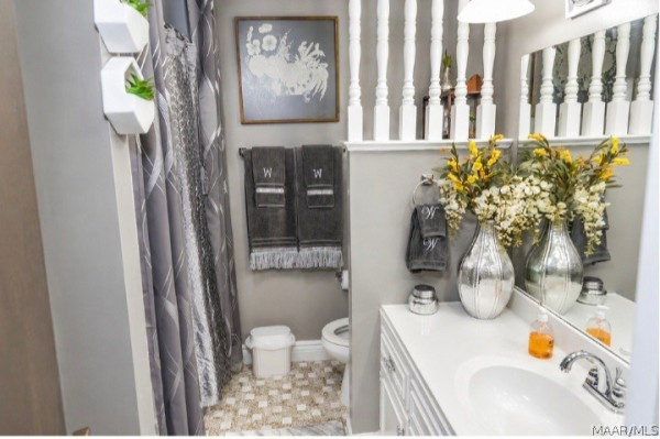 3921 Strathmore Drive