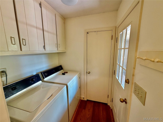 3427 Oak Shadow Lane