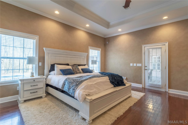 402 Menawa Pass