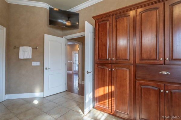 402 Menawa Pass