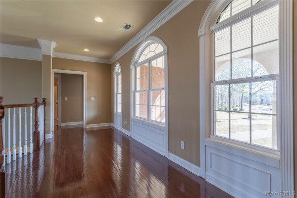 402 Menawa Pass