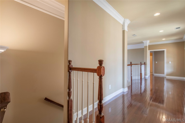402 Menawa Pass
