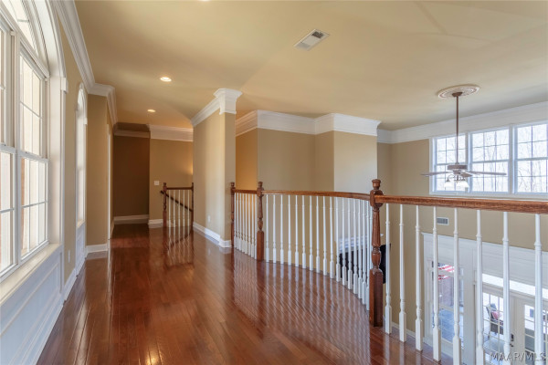 402 Menawa Pass