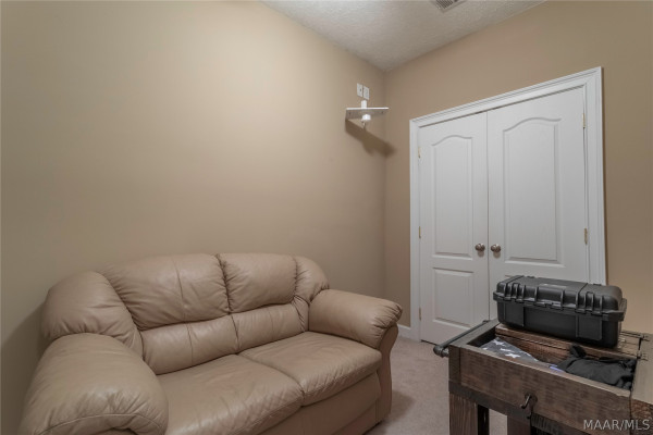 402 Menawa Pass