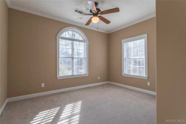 402 Menawa Pass