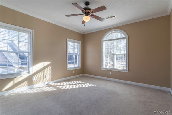 402 Menawa Pass