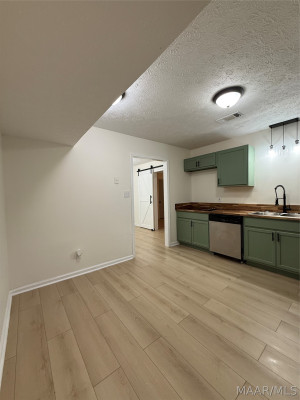 708 Waverly Lane