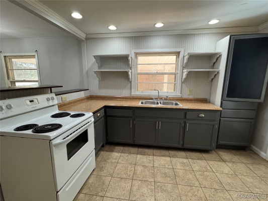 3308 Cottonwood Drive