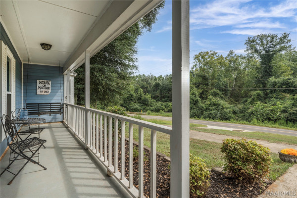 835 GUNNELLS Road