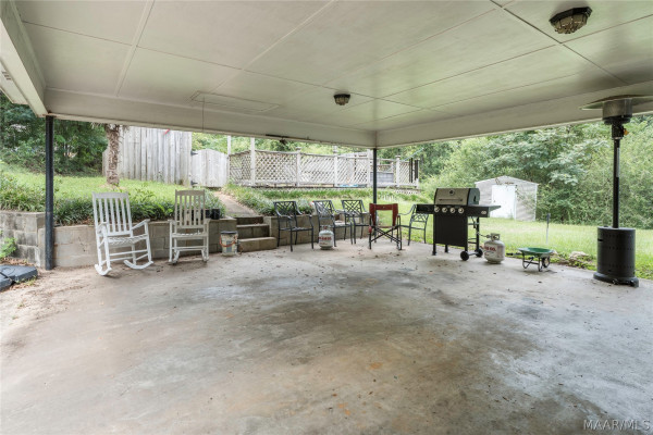 835 GUNNELLS Road