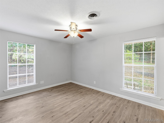 3808 HAYNES Lane