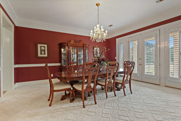 899 LEXINGTON Lane