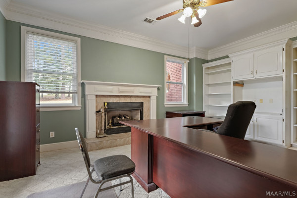 899 LEXINGTON Lane