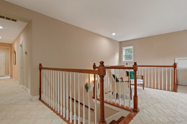 899 LEXINGTON Lane