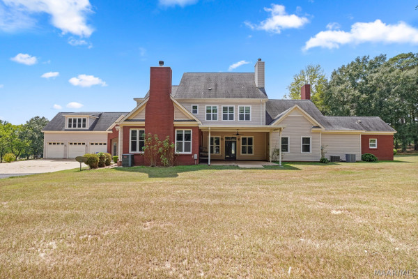 899 LEXINGTON Lane