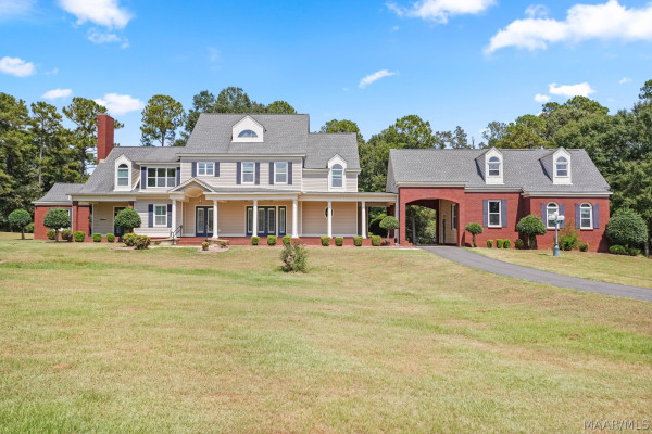 899 LEXINGTON Lane