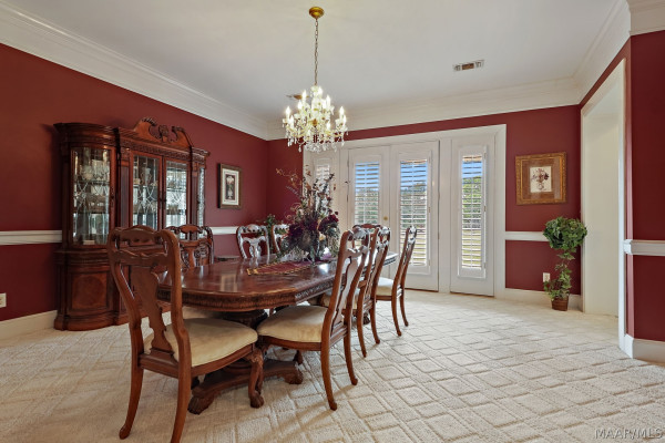 899 LEXINGTON Lane