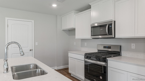 7311 Orange Blossom Way
