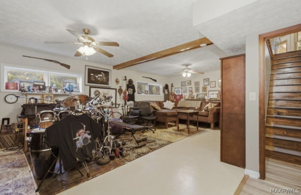 3324 STRATTON Court