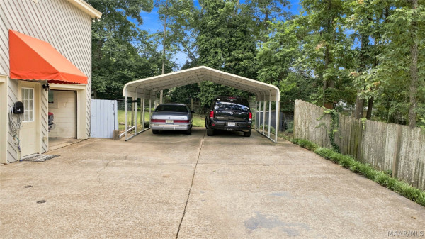 3324 STRATTON Court