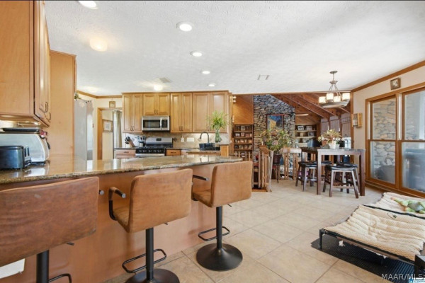 3324 STRATTON Court