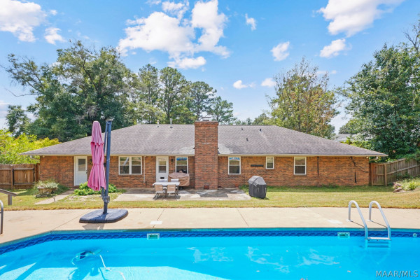 218 DEER Trace