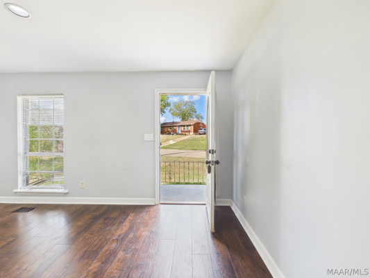 216 Woodvale Road