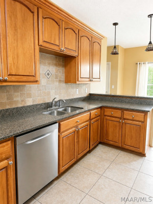5591 Deatsville Highway
