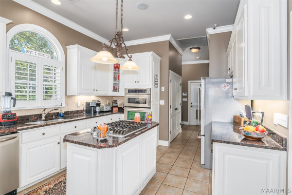 8148 Glynnwood Drive