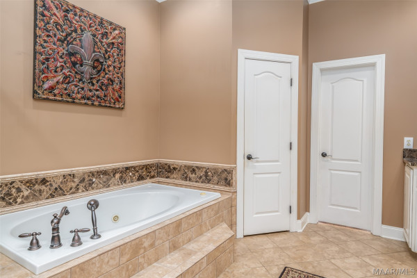 8148 Glynnwood Drive