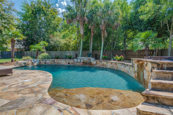 8148 Glynnwood Drive