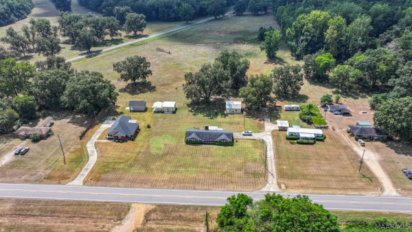 2811 Highway 14 Highway W