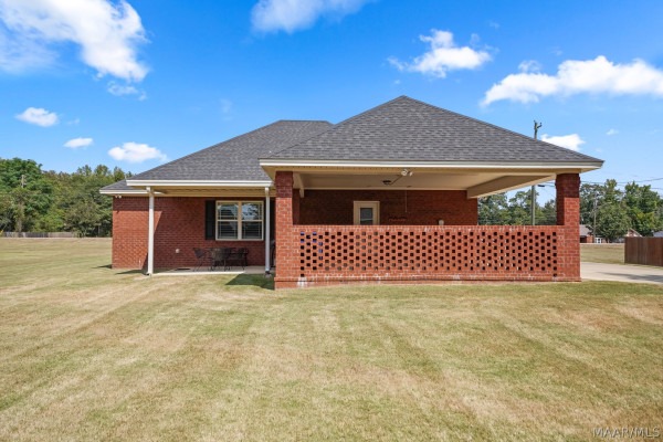 2811 Highway 14 Highway W