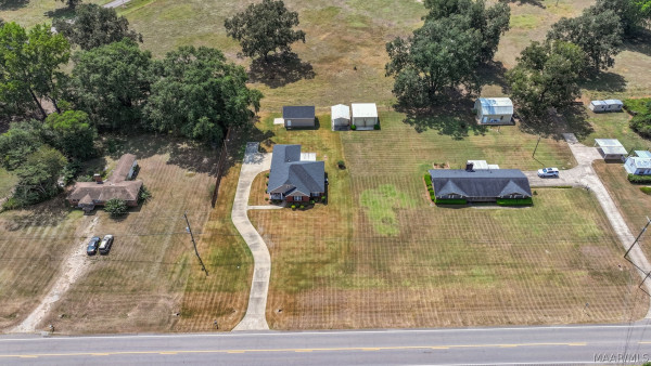 2811 Highway 14 Highway W