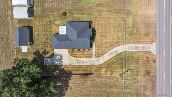 2811 Highway 14 Highway W