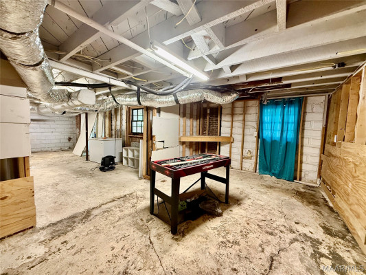 302 Kowaliga Road