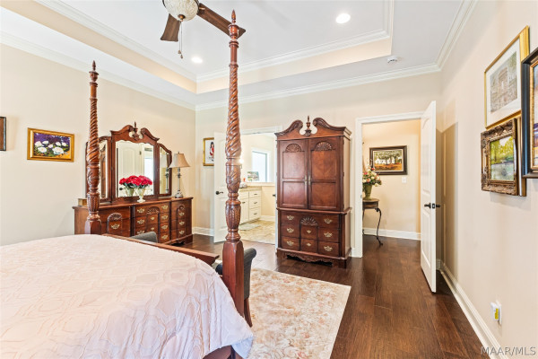 190 Forest Cove