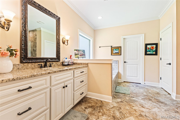 190 Forest Cove