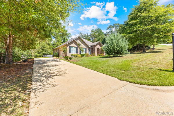 190 Forest Cove