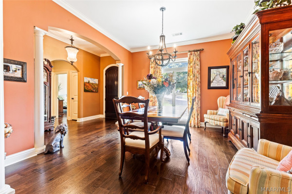 190 Forest Cove
