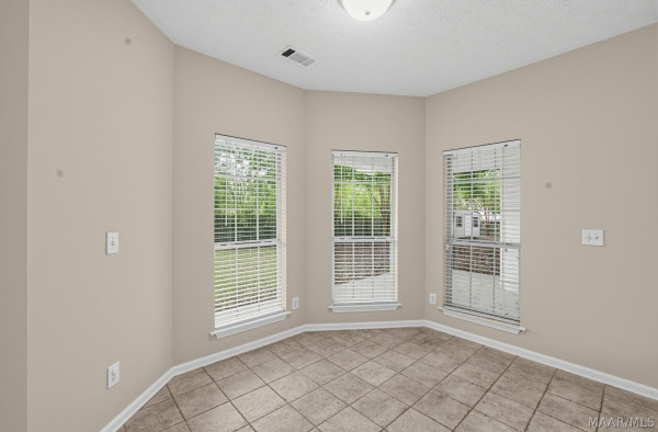385 Williams Road