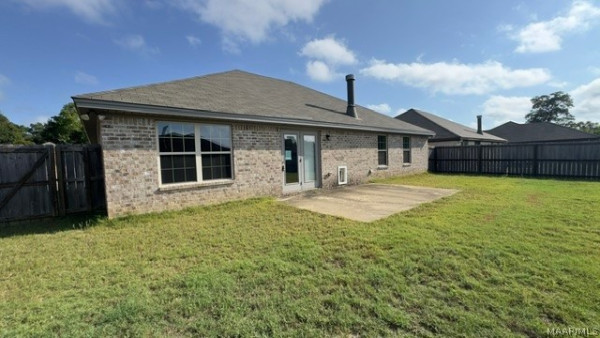 1138 Honeysuckle Drive