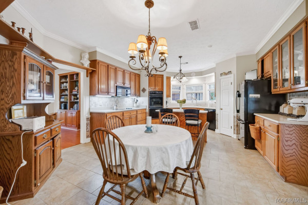 60 Cagle Bluff Court