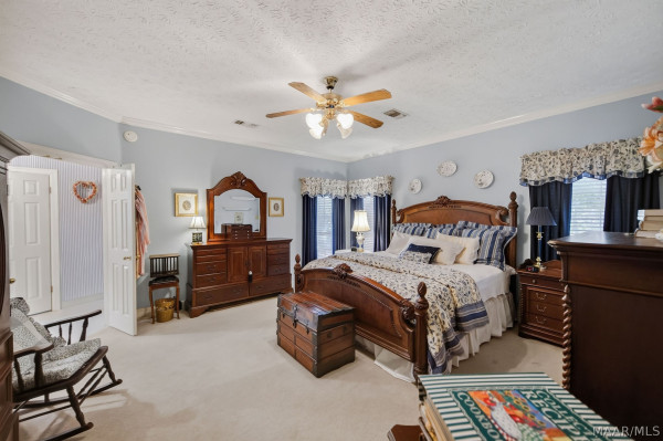 60 Cagle Bluff Court