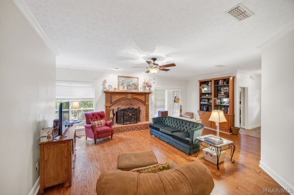 60 Cagle Bluff Court