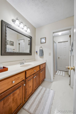 60 Cagle Bluff Court
