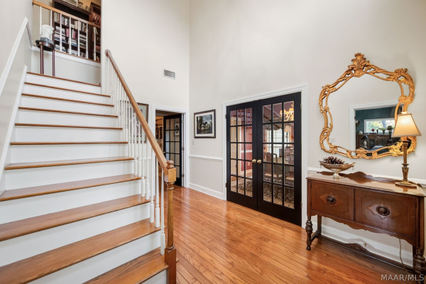 60 Cagle Bluff Court