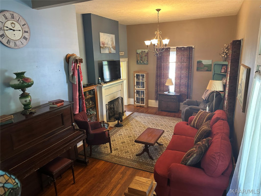 225 Central Avenue